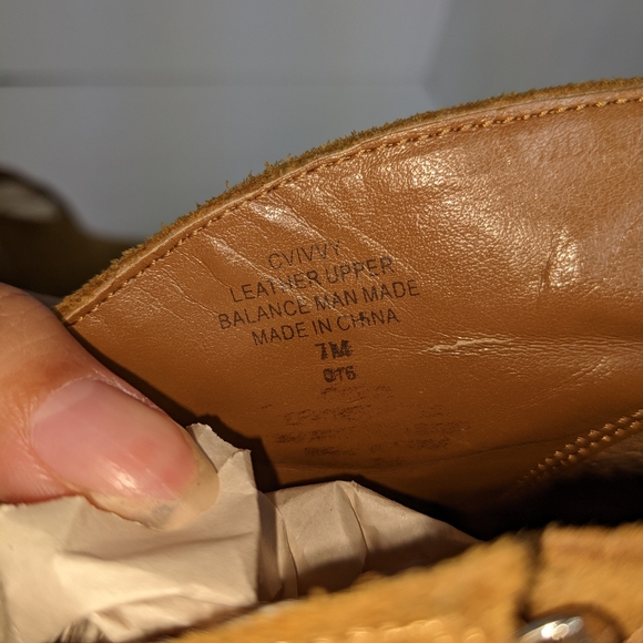 Crown vintage suede ankle boots - Picture 13 of 16